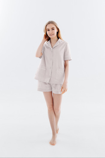 Пижама женская сатин (жакет+шорты), цв. Молочный
